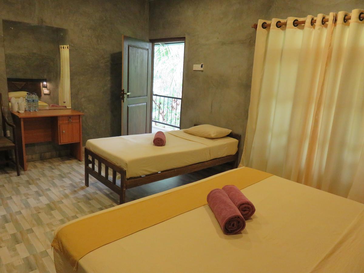 Isiwara Paura Bugged Apartment Sigiriya Exterior photo